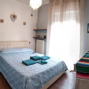 https://elizabeths-house.hotelitalianriviera.com